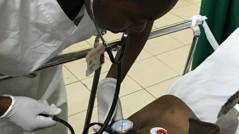 Mbour : roué de coups par sa belle-famille, un agent de sécurité admis à l’hôpital