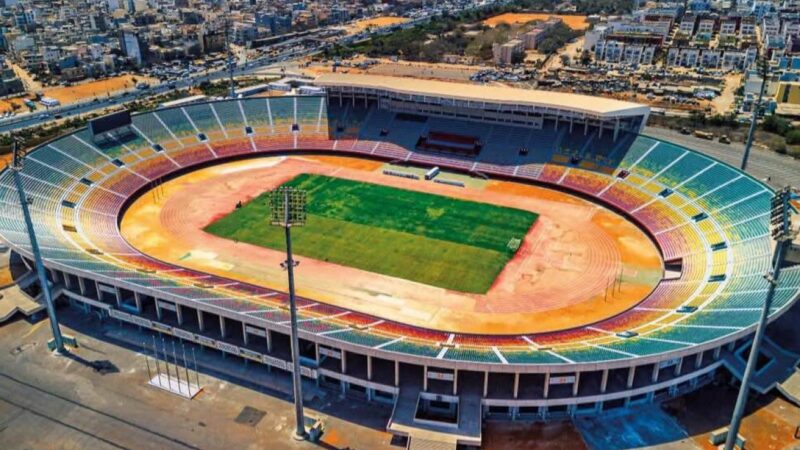 Rénovation du stade Léopold-Senghor : la pelouse avance à grands pas