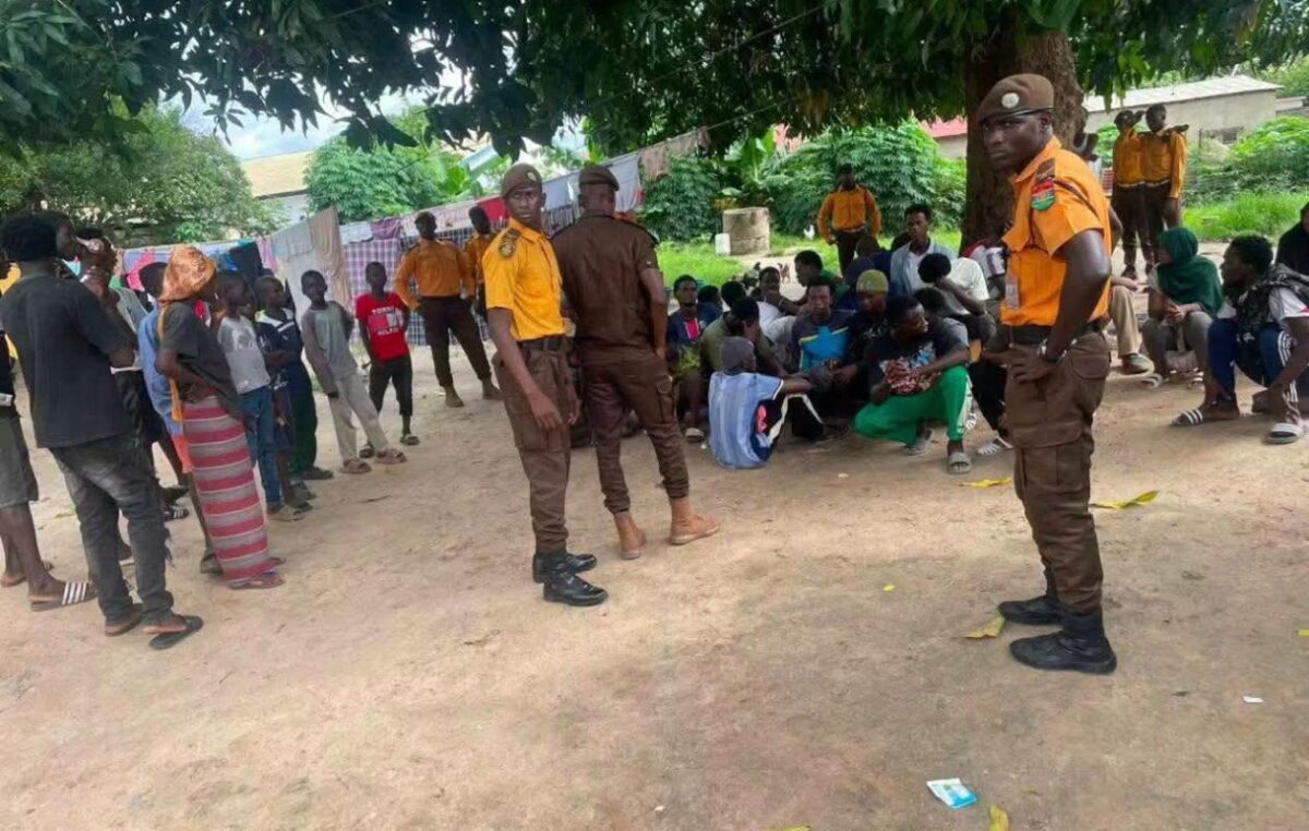 32 migrants interceptés en Gambie : trois Sénégalais parmi les personnes arrêtées