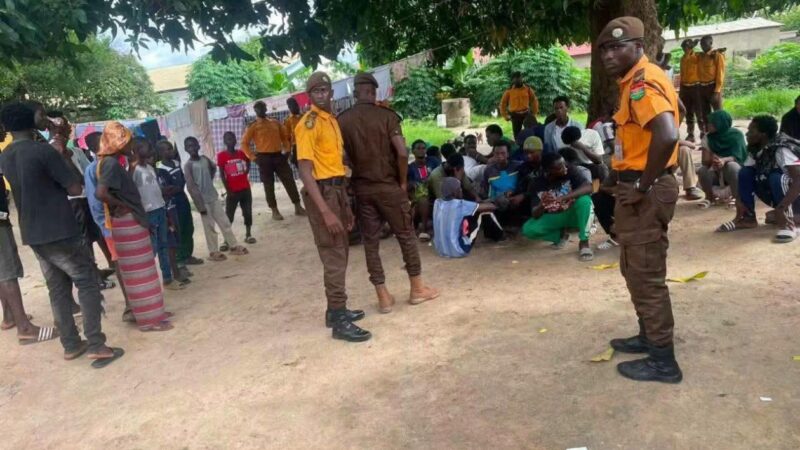 32 migrants interceptés en Gambie : trois Sénégalais parmi les personnes arrêtées