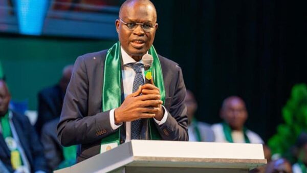 Politique — Alliance Kiiraay-Taxawu : Khalifa Sall adopte une stratégie comparable à celle de Macky Sall