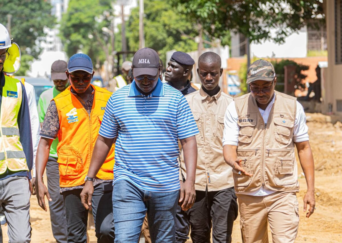 Approche des JOJ 2026 : Le ministre Cheikh Tidiane Dièye inspecte les chantiers d&rsquo;assainissement