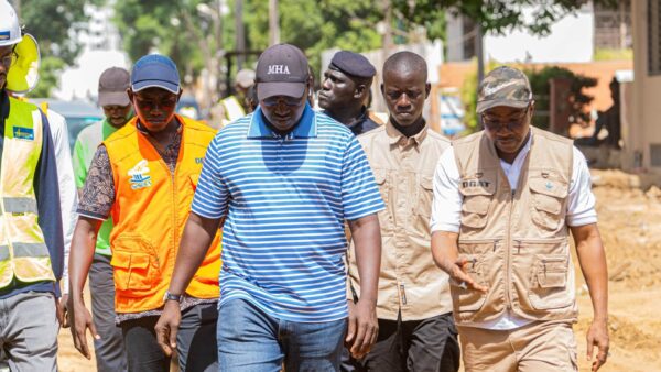 Approche des JOJ 2026 : Le ministre Cheikh Tidiane Dièye inspecte les chantiers d&rsquo;assainissement