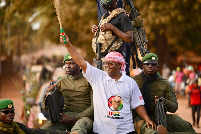 Guinée-Bissau : L&rsquo;armée interdit le retour de l&rsquo;ex-président Umaro Sissoco Embalo