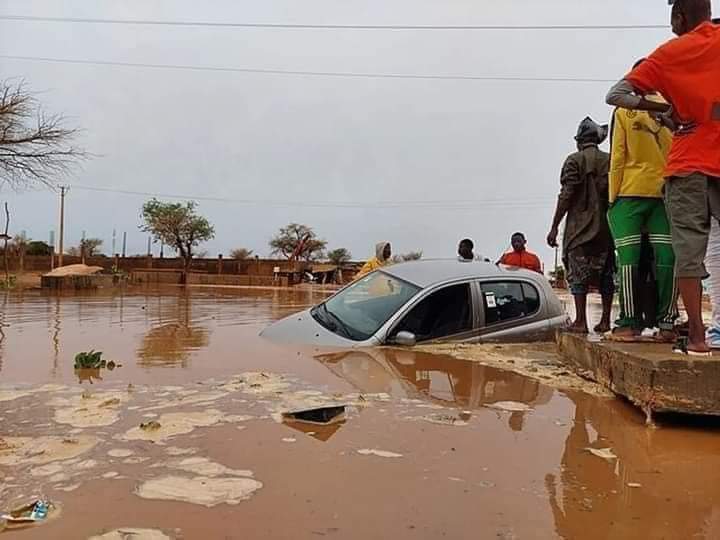 Inondations au Sénégal : Le centre de santé Philippe Senghor encore sous les eaux