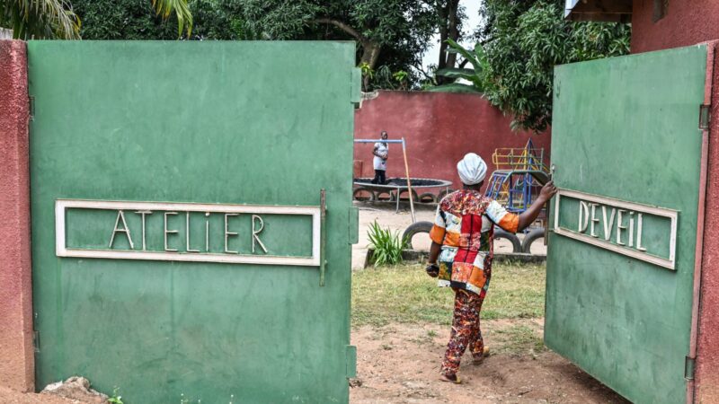 Déficience mentale en Côte d’Ivoire :  le refuge où des oubliés de la société vivent à l’écart du monde
