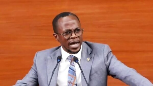 Incident à l’Assemblée nationale : Abdou Mbow maintient sa plainte, Pastef mobilise, Massaly contre-attaque